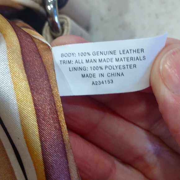 Tignanello Genuine Pebble Leather Shoulder Bag NWOT - Picture 12 of 16